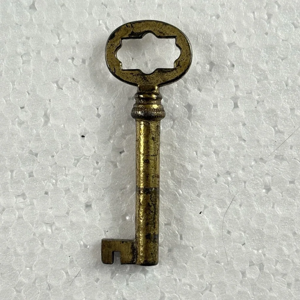 VTG‎ Lot 3 Skeleton Keys Antique Brass Iron Cabinet Trunk Steampunk Craft Decor